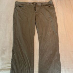 Peter millar size 38 pants